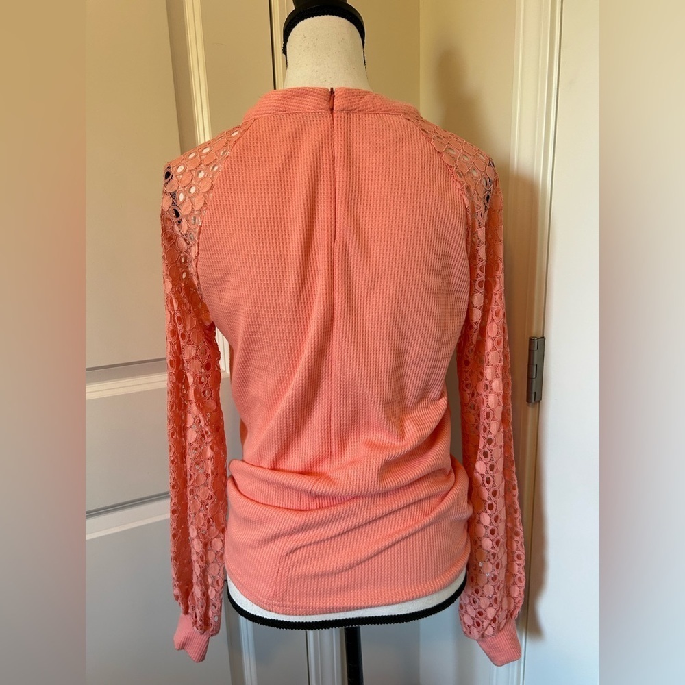 Peach ribbed lace long sleeve top - Picture 3 of 4
